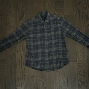 Club Monaco button up collared long sleeve plaid flannel shirt, size large